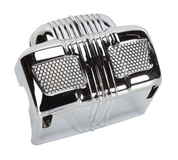 Kuryakyn Coolant Pump Cover For Harley Electra Glide Ultra Limited / Tri-Glide 2014-2016 - Image 2