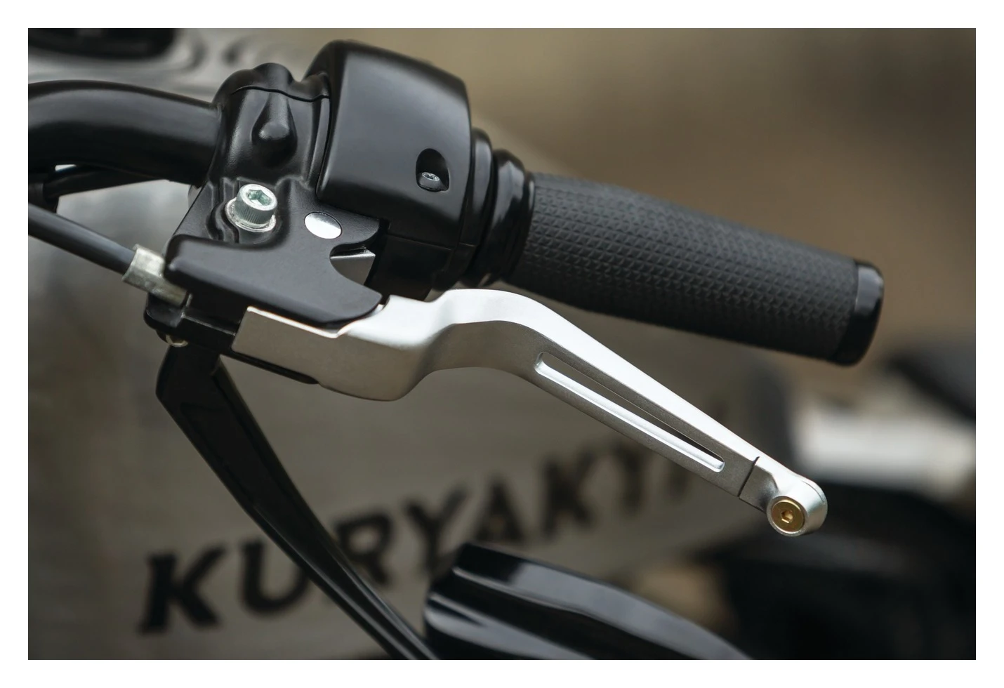 Kuryakyn Dillinger Hand Levers For Harley 6 Kuryakyn Dillinger Hand Levers For Harley - Image 4