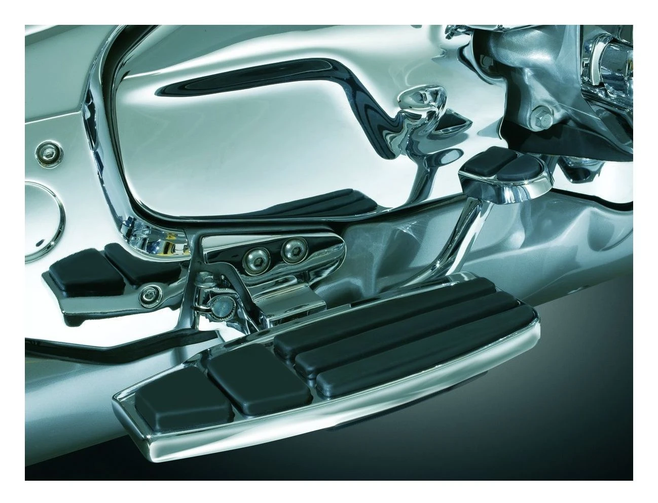 Kuryakyn Driver Floorboard Kit For Honda GoldWing GL1800 2001-2016 5 Kuryakyn Driver Floorboard Kit For Honda GoldWing GL1800 2001-2016 - Image 3