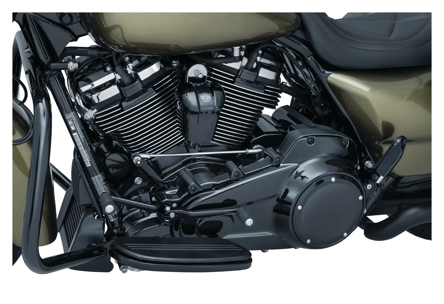 Kuryakyn Precision Cylinder Base Cover For Harley Touring 2017-2022 5 Kuryakyn Precision Cylinder Base Cover For Harley Touring 2017-2022 - Image 3